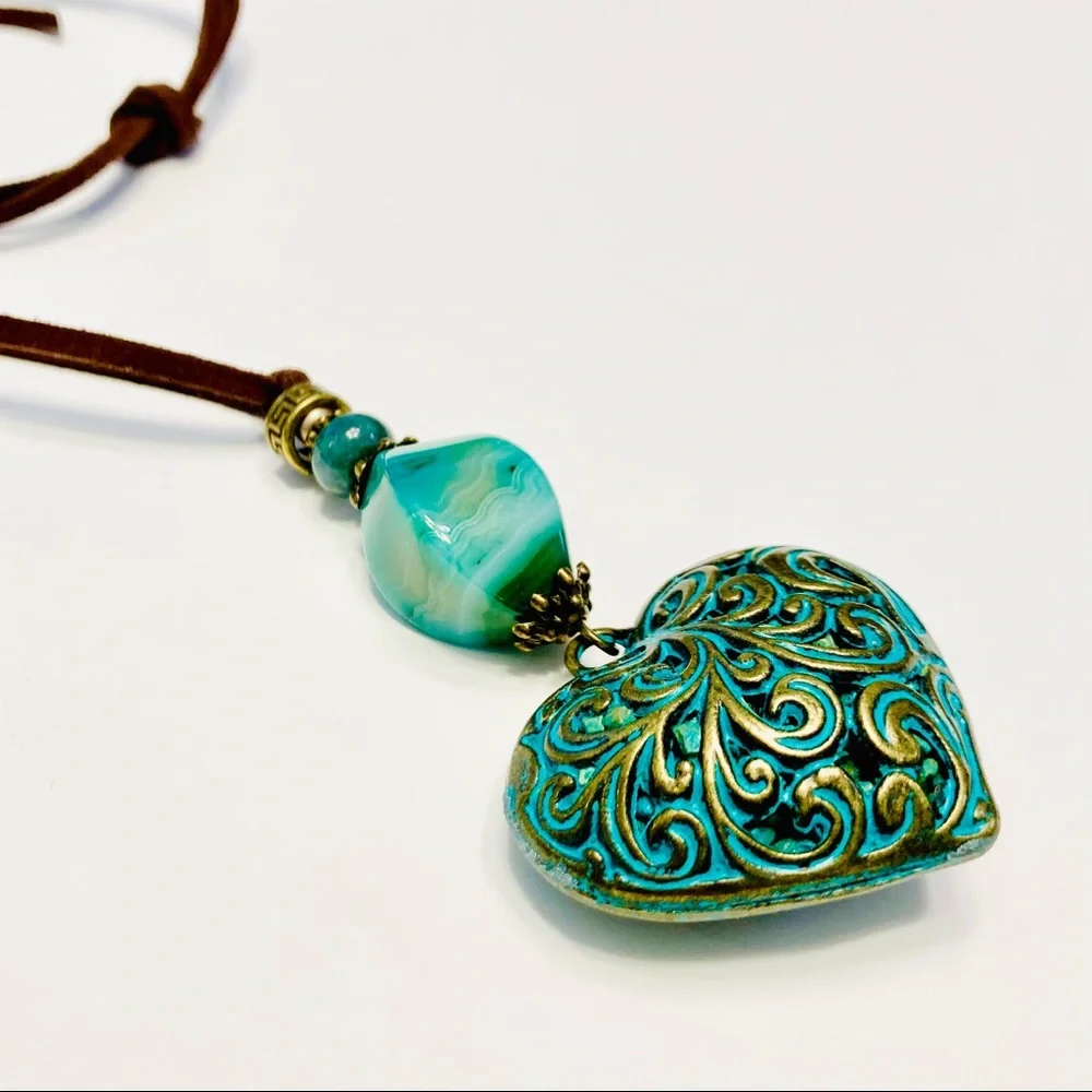 Teal Turquoise Patina Filigree Brass Heart Necklace w/ Onyx & Chrysocolla Stone - Picture 4 of 11